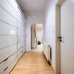 Adm Modern Place - Coffee, Wifi, Ac, Tv *