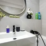 Adm Modern Place - Coffee, Wifi, Ac, Tv * ברטיסלאבה