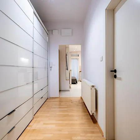 Adm Modern Place - Coffee, Wifi, Ac, Tv *