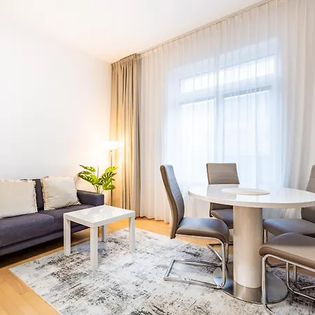 Adm Modern Place - Coffee, Wifi, Ac, Tv Bratysława
