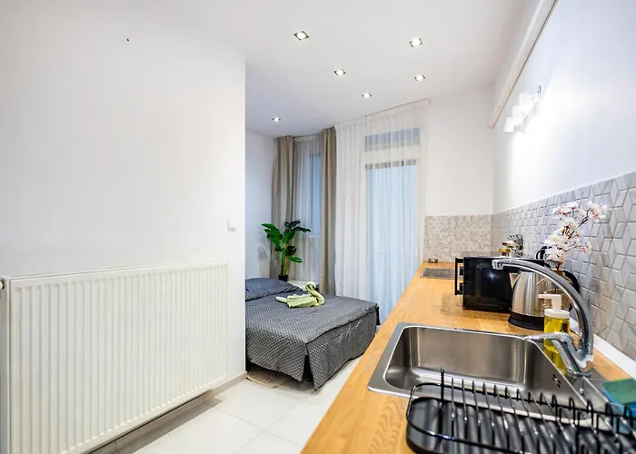 Adm Central Modern Place - Wifi, Ac, Tv 브라티슬라바