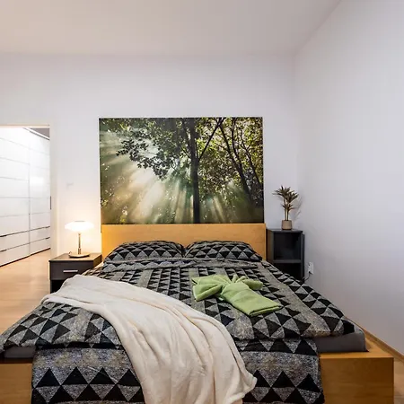 Adm Modern Place - Coffee, Wifi, Ac, Tv Bratislava