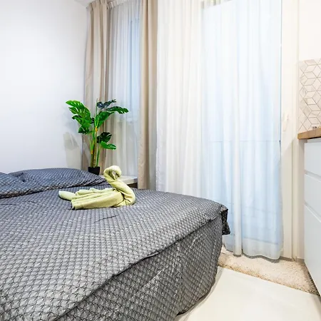 Appartement Adm Modern Place - Coffee, Wifi, Ac, Tv *